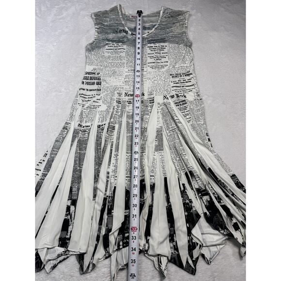 Reina VTG Newsprint Full Pleated MIDI Dress Monochromatic Lace Top Size 2 EUC - Picture 4 of 7
